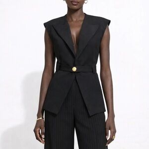 NWT Lori Tailored Single-Breasted Vest
By Wisteria / Balmain style